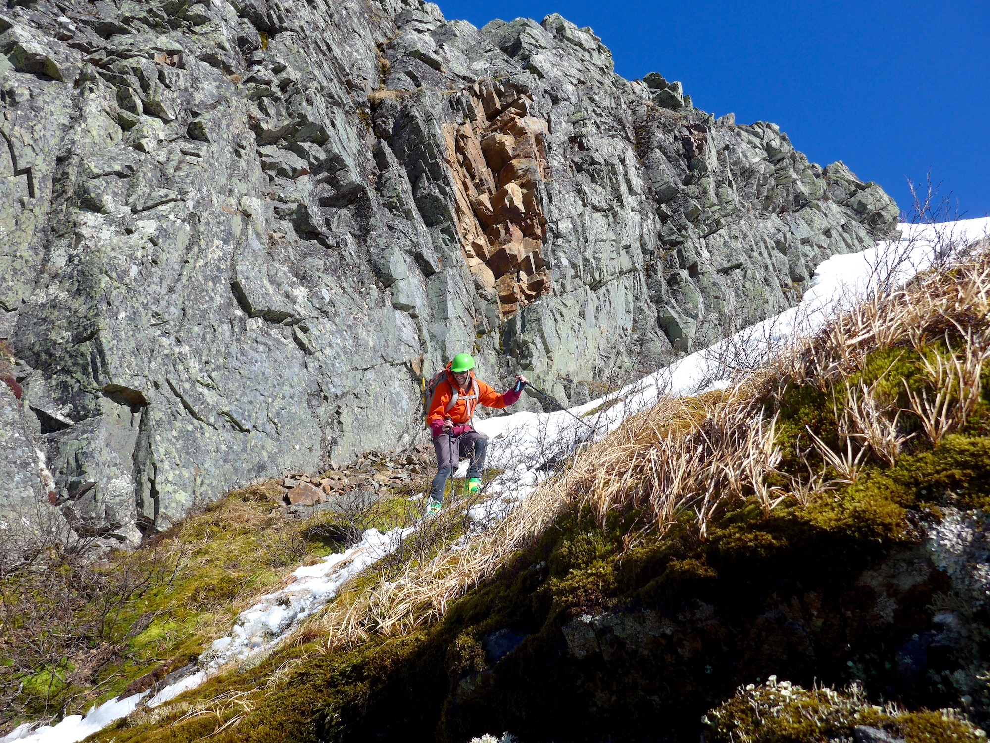 Dry skiing dans les couloirs des Mines Madeleines