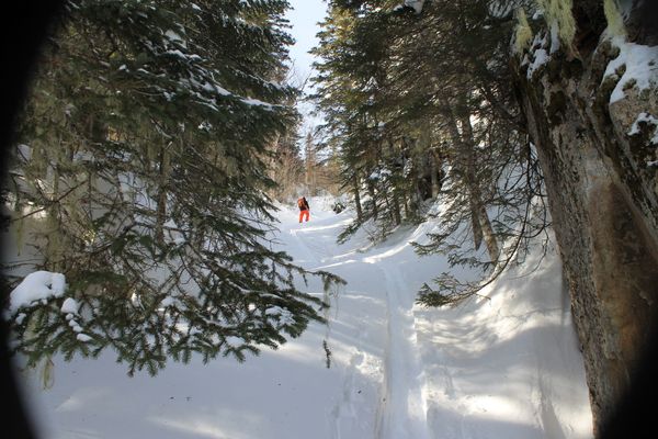 Utiliser les bons outils pour planifier une sortie de ski hors-piste